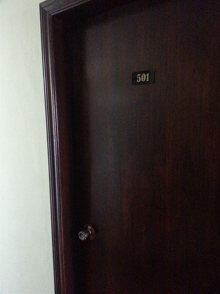 קוטה קינבלו Hotel Iskandar מראה חיצוני תמונה